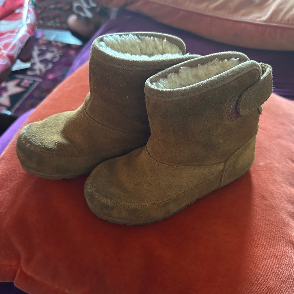L.L. Bean Wicked Cozy boots - brown Suede and shearling boots with Velcro strap